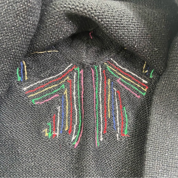 Design options by Philip & Jane Gordon sequined bow vintage sweater. - Picture 8 of 9